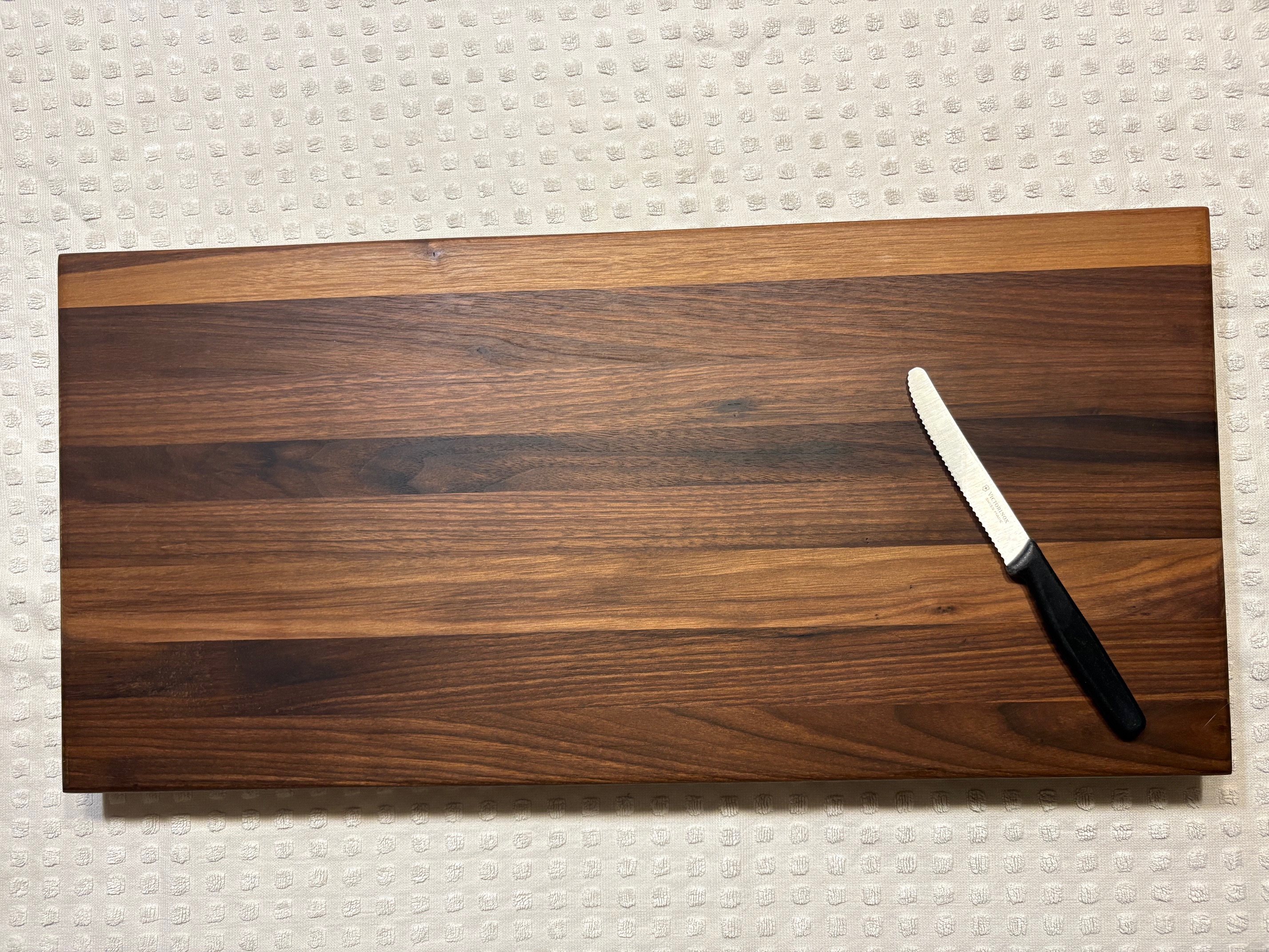 Planche régulière grand format en noyer noir